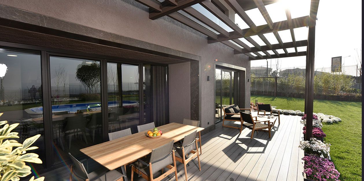 Modern Patio